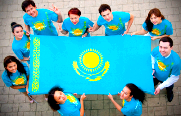 В Казахстане начались внеочередные парламентские выборы