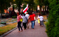 В Минске под бело-красно-белым флагом почтили память погибших военнослужащих