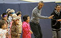 Барак Обама на Аляске исполнил народный танец