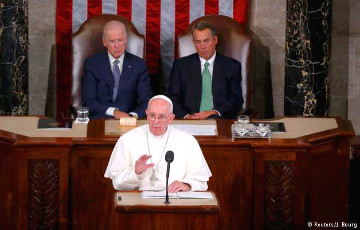 Папа римский впервые выступил в конгрессе США