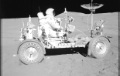Снимки астронавтов НАСА с Луны выложили в интернете