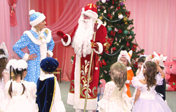 В детских садах запретили нанимать Дедов Морозов