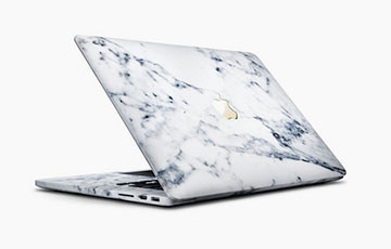 Американская фирма «отлила в мраморе» MacBook Pro