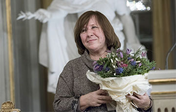 Top Belarus Book Fair Event To Be Held Without Svetlana Alexievich
