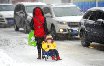 Домохозяек с детьми до 10 лет освободят от налога на «тунеядство»