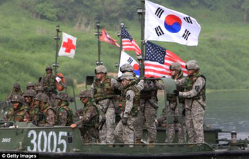 США остановили подготовку к совместным с Южной Кореей маневрам