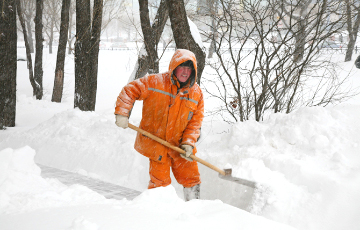 Шорец поручил расчистить Минск от снега за два дня