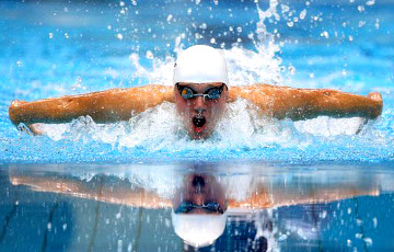 Игорь Бокий завоевал два «золота» на старте ЧЕ по плаванию в Дублине
