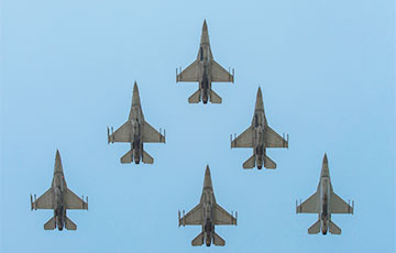 Зеленский запросил 120 самолетов F-16