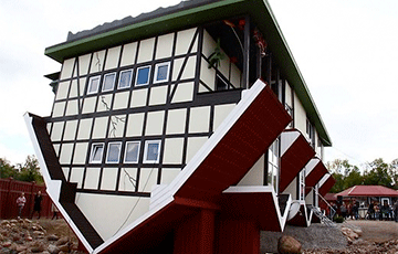 В Литве появился первый «перевернутый» дом