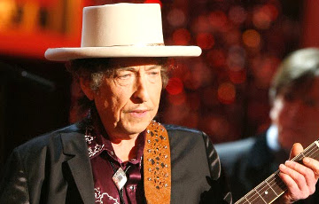 Электрогитару Боба Дилана продали на аукционе за $490 тысяч