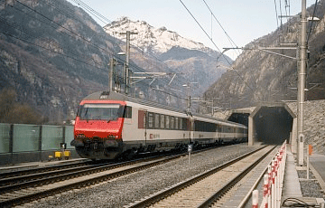 Фотофакт: В Швейцарии заработал самый длинный в мире тоннель