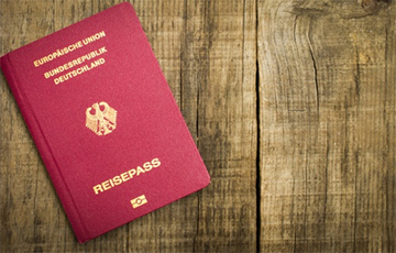 Видеохит: Футболист «Баварии» поговорил в паспорт