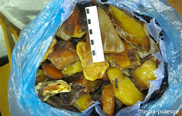 Пинские пограничники нашли мешки с янтарем на $100 тысяч