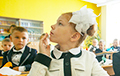 Стало известно, какую форму будут носить белорусские школьники в 2022 году