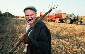 Lukashenka Leaves for His Native Collective Farm