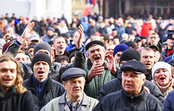 Всемирный день борьбы за достойный труд: как его отмечали в мире и в Беларуси