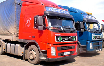 Более 400 грузовиков ожидает выезда из Беларуси в Литву
