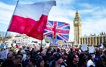 В Лондоне проходят массовые акции протеста против выхода из ЕС