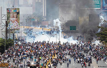 В Венесуэле прошел массовый «Марш освободителей»