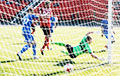 Футболист «Славии» забил курьезный автогол в последние минуты матча