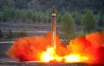 Запущенная КНДР ракета упала в экономической зоне Японии