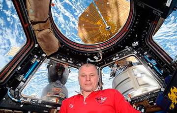 Полгода в космосе: белорус Олег Новицкий вернулся на Землю