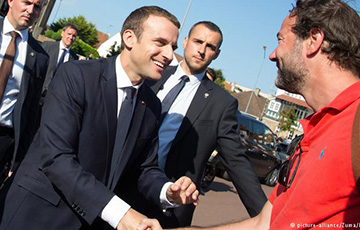Партия Макрона одержала решительную победу на выборах во Франции