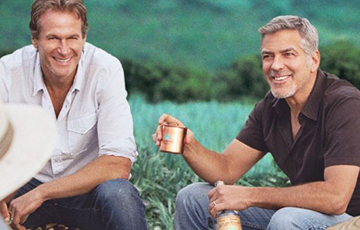 Джордж Клуни продал свой бренд текилы за $1 миллиард