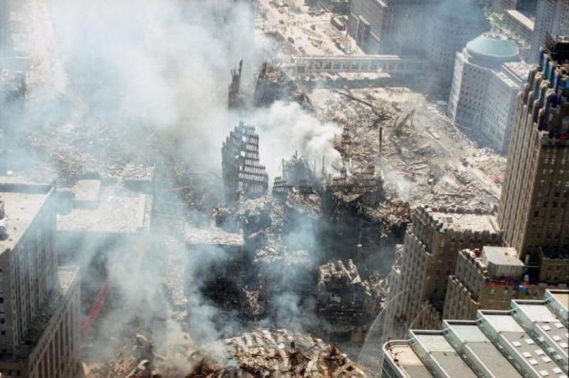 Сша 2001 года террористическая атака 11 сентября. Башни-Близнецы 11 сентября 2001. Аль Каида 11 сентября 2001. Аль Каида теракт 11 сентября. 11 Сентября 2001 года террористическая атака на США.