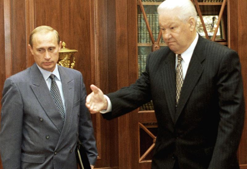 Фото путина 1998 года